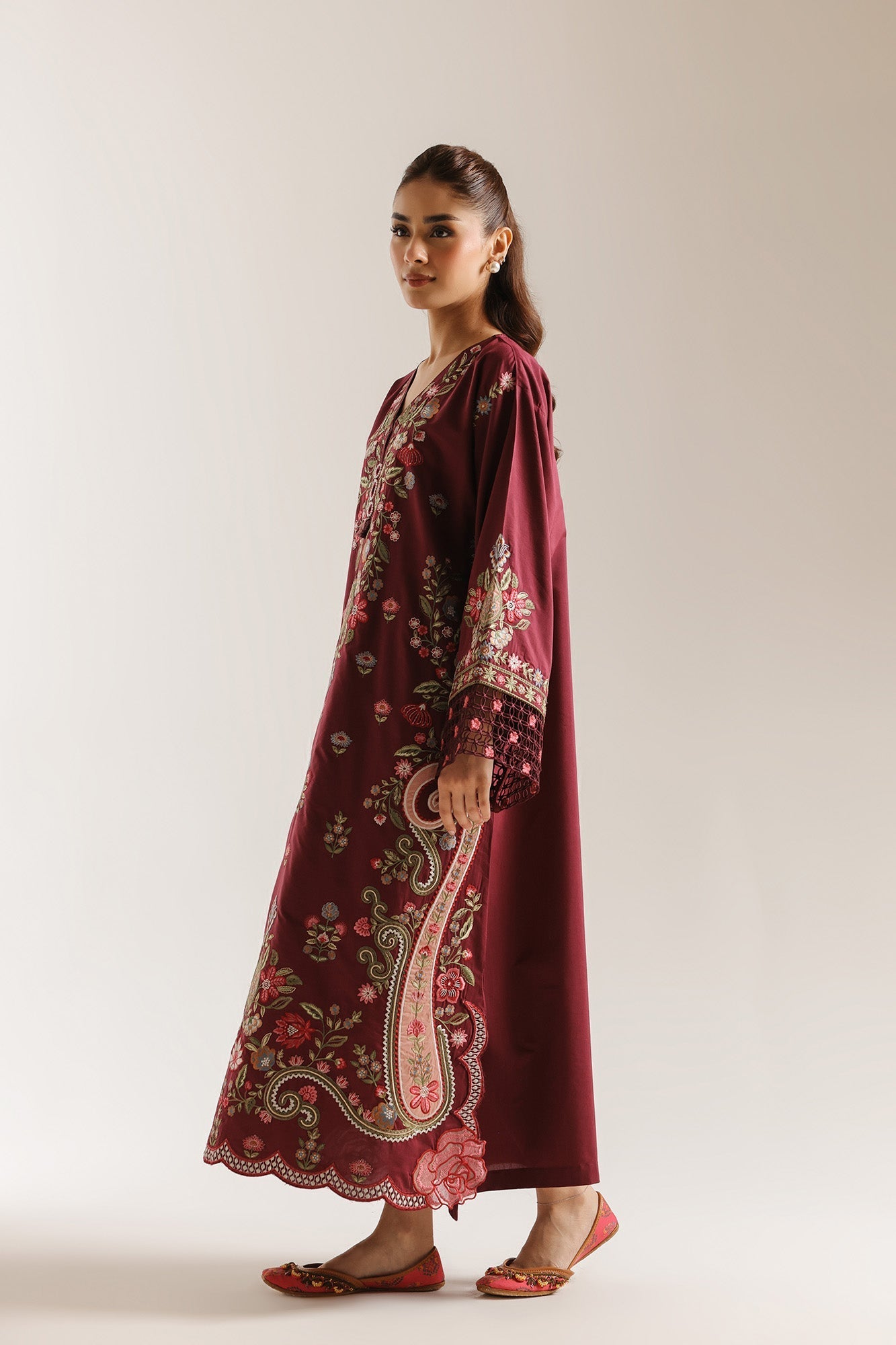 EMBROIDERED SHIRT (E3798/103/520)