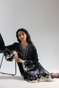 EMBROIDERED SUIT (E4019/103/902)