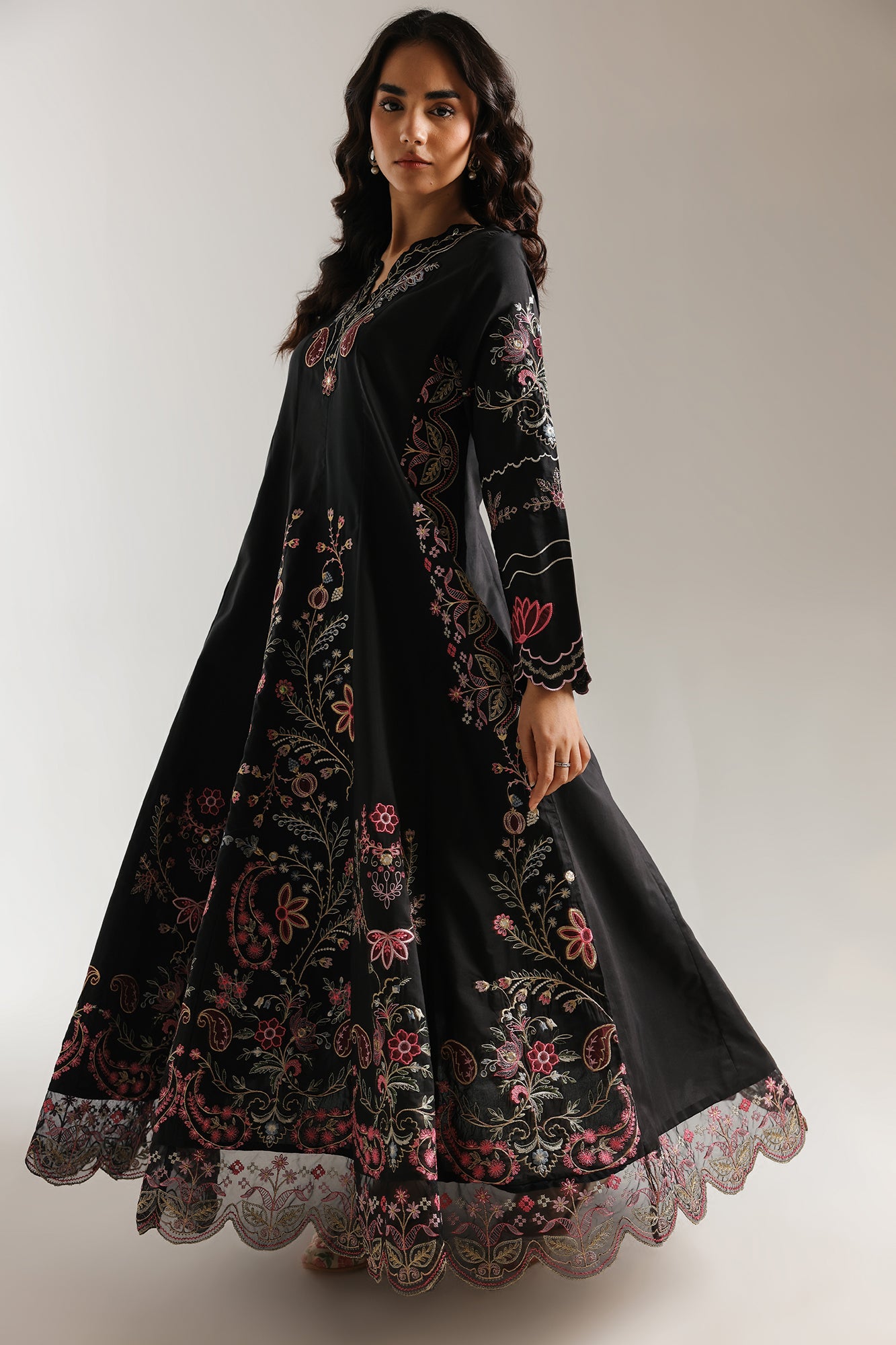 EMBROIDERED DRESS (E4080/103/902)