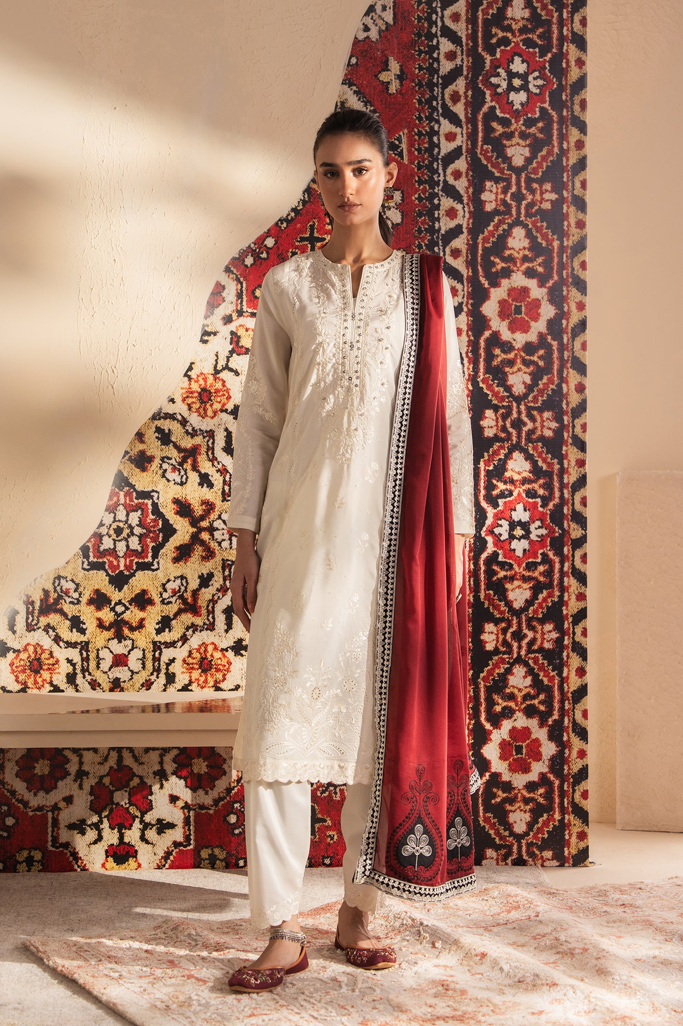 EMBROIDERED SUIT (E4149/103/005)