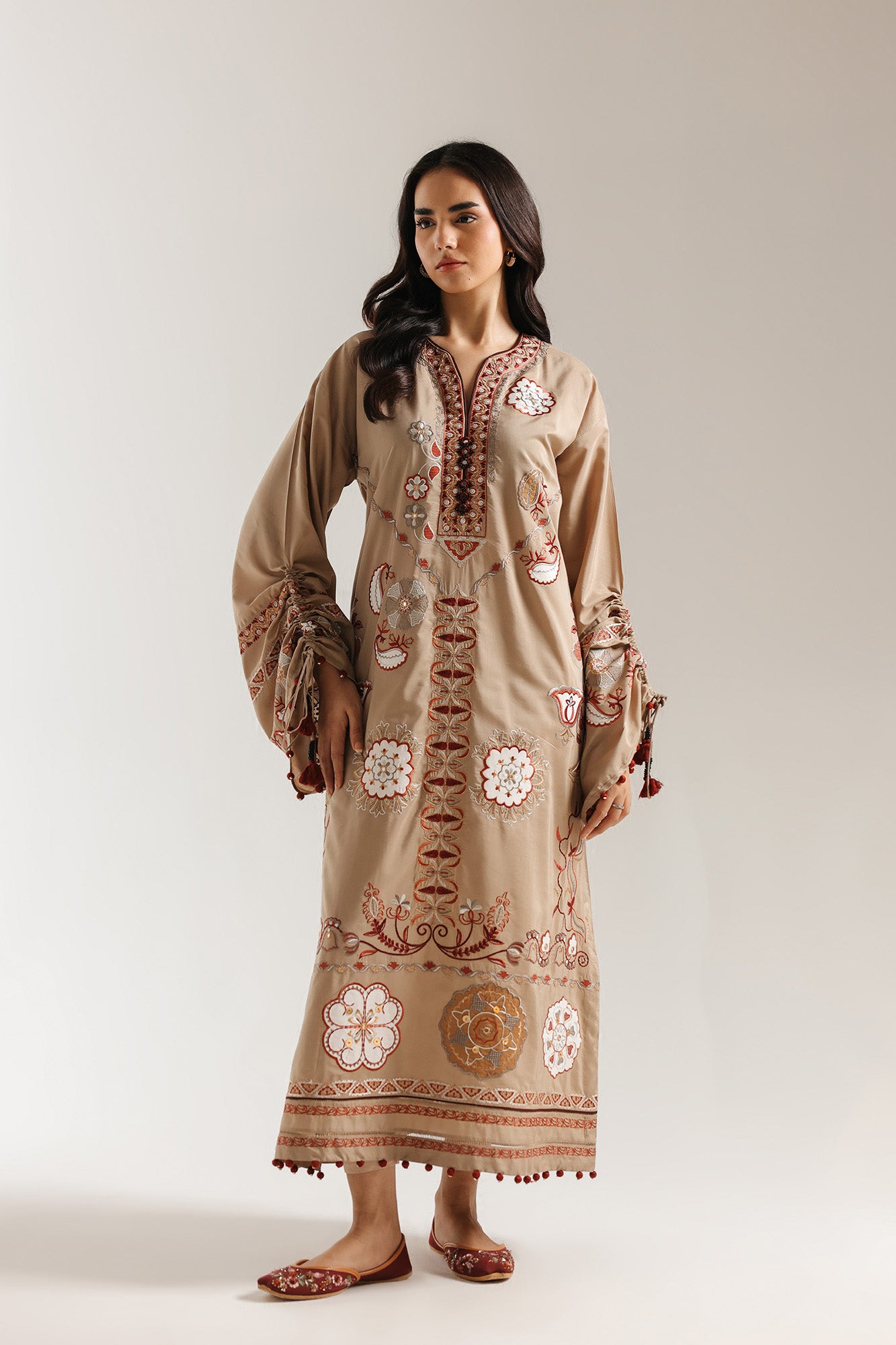 EMBROIDERED KAFTAN (E4155/103/128)