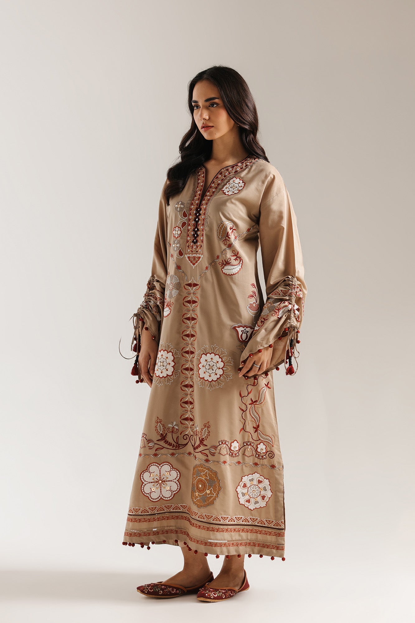 EMBROIDERED KAFTAN (E4155/103/128)