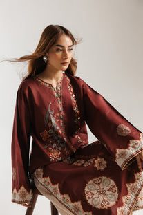 EMBROIDERED SUIT (E4159/103/801)