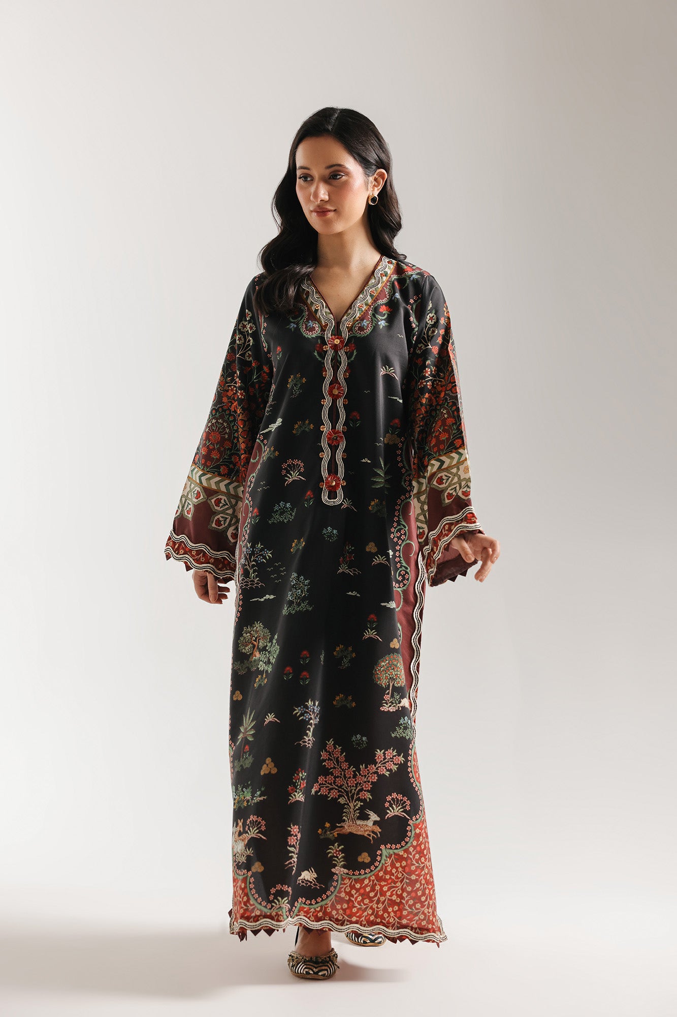 EMBROIDERED KAFTAN (E4312/103/901)