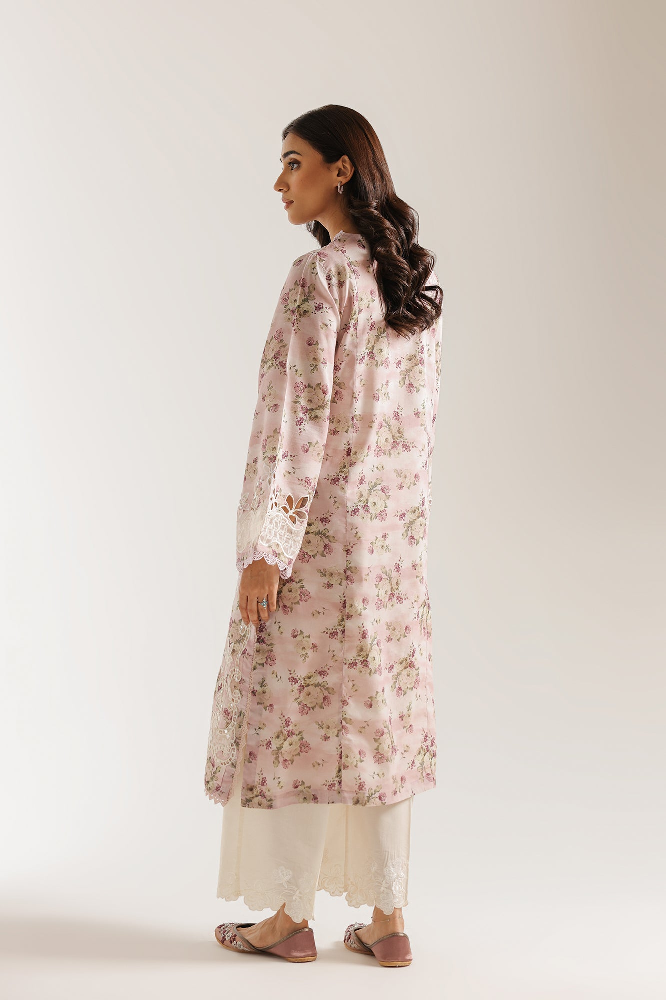 EMBROIDERED SUIT (E4344/103/513)