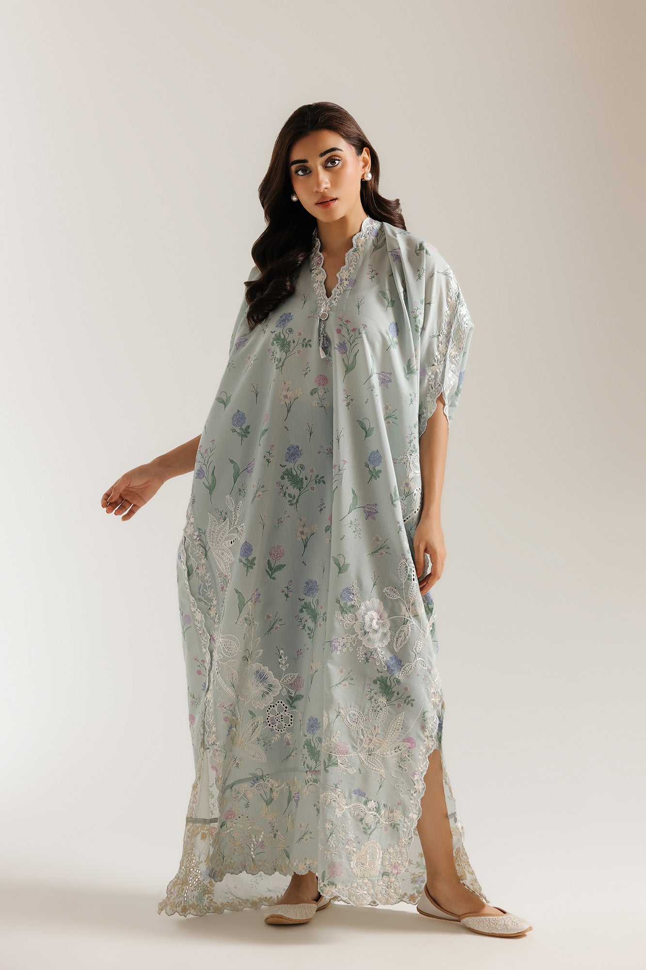 EMBROIDERED KAFTAN (E4470/103/720)