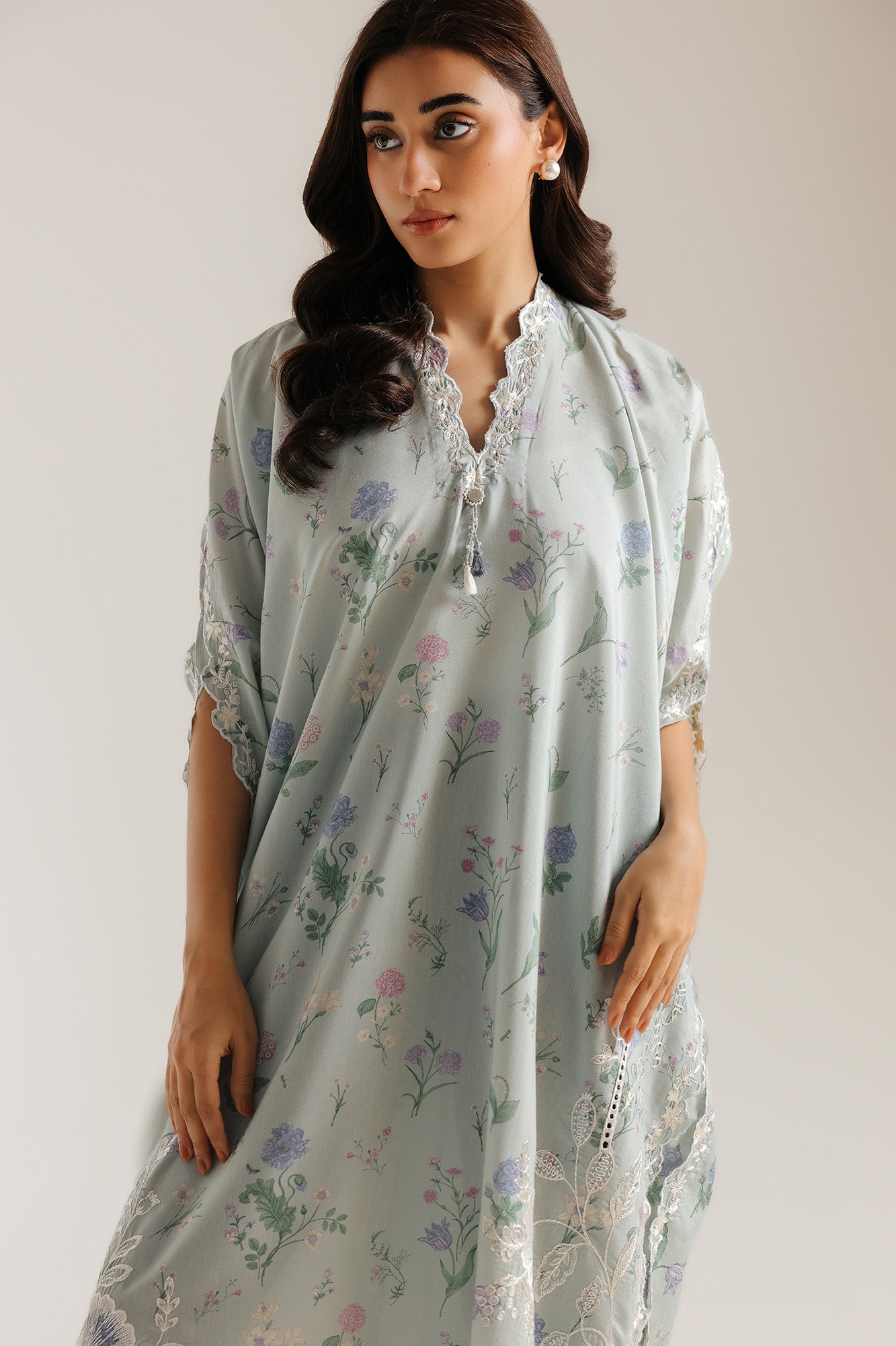 EMBROIDERED KAFTAN (E4470/103/720)