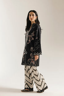 EMBROIDERED SUIT (E4479/103/902)