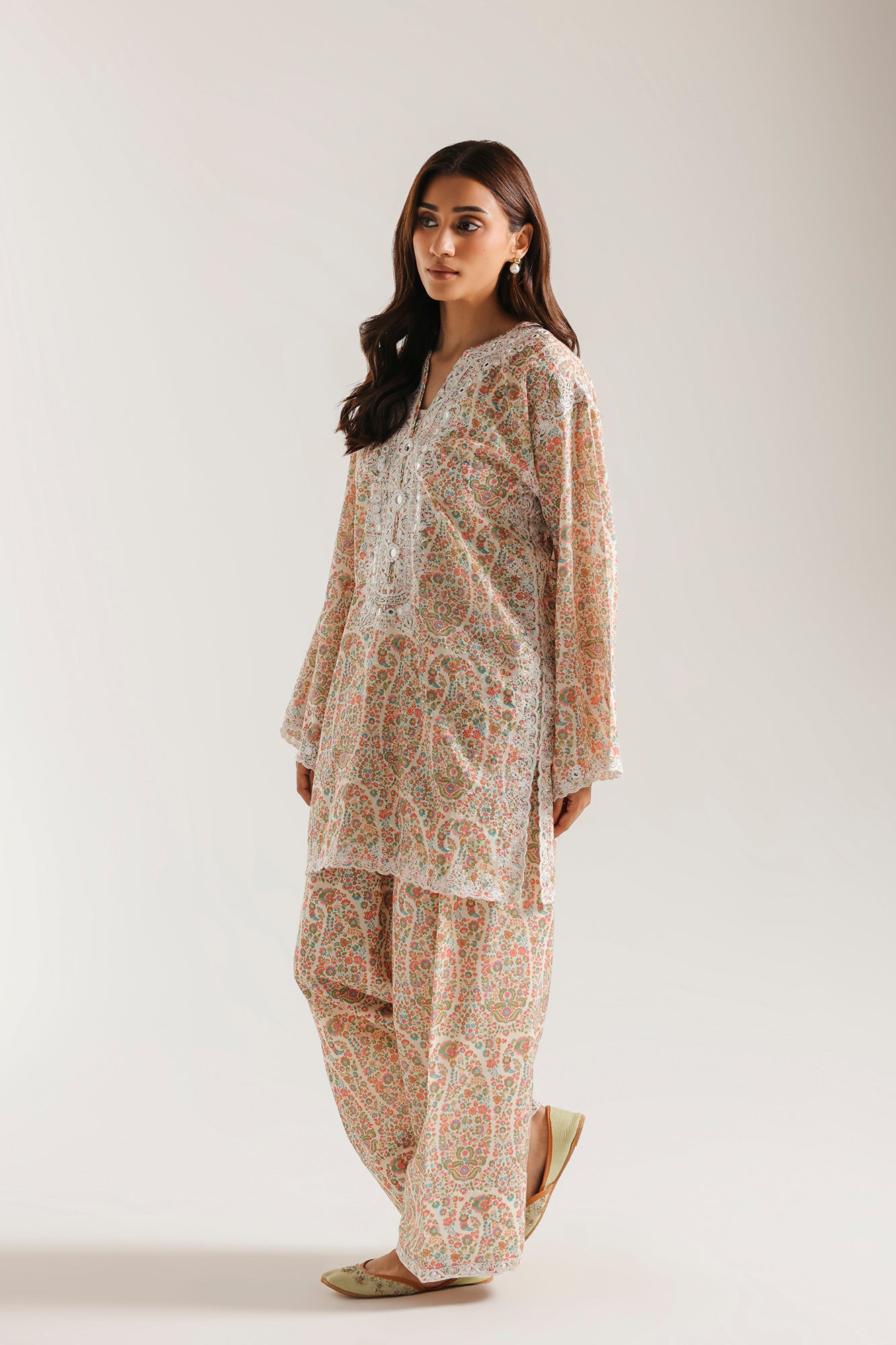 EMBROIDERED SUIT (E4513/103/006)
