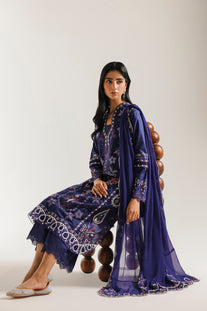 EMBROIDERED SUIT (E4608/103/623)