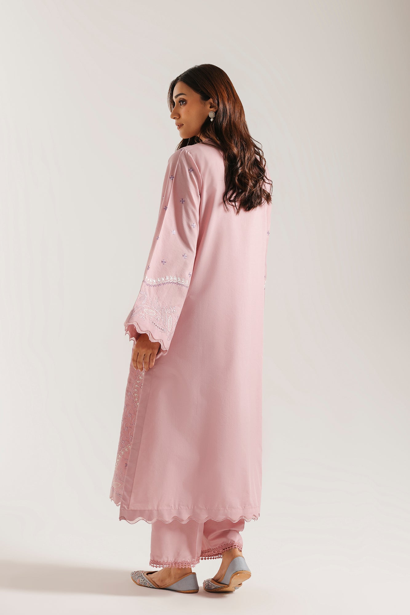 EMBROIDERED SUIT (E4627/103/513)