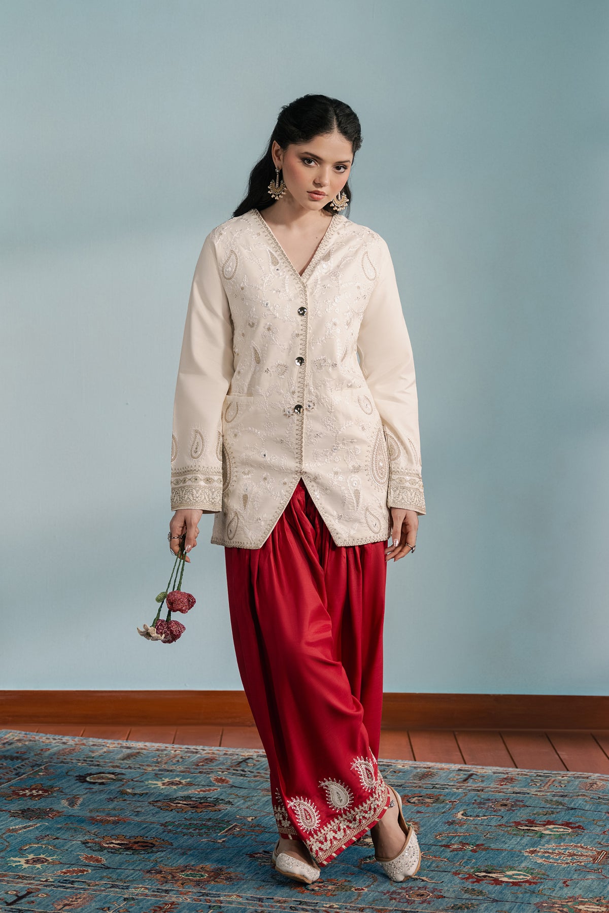 EMBROIDERED SUIT (E4740/103/002)