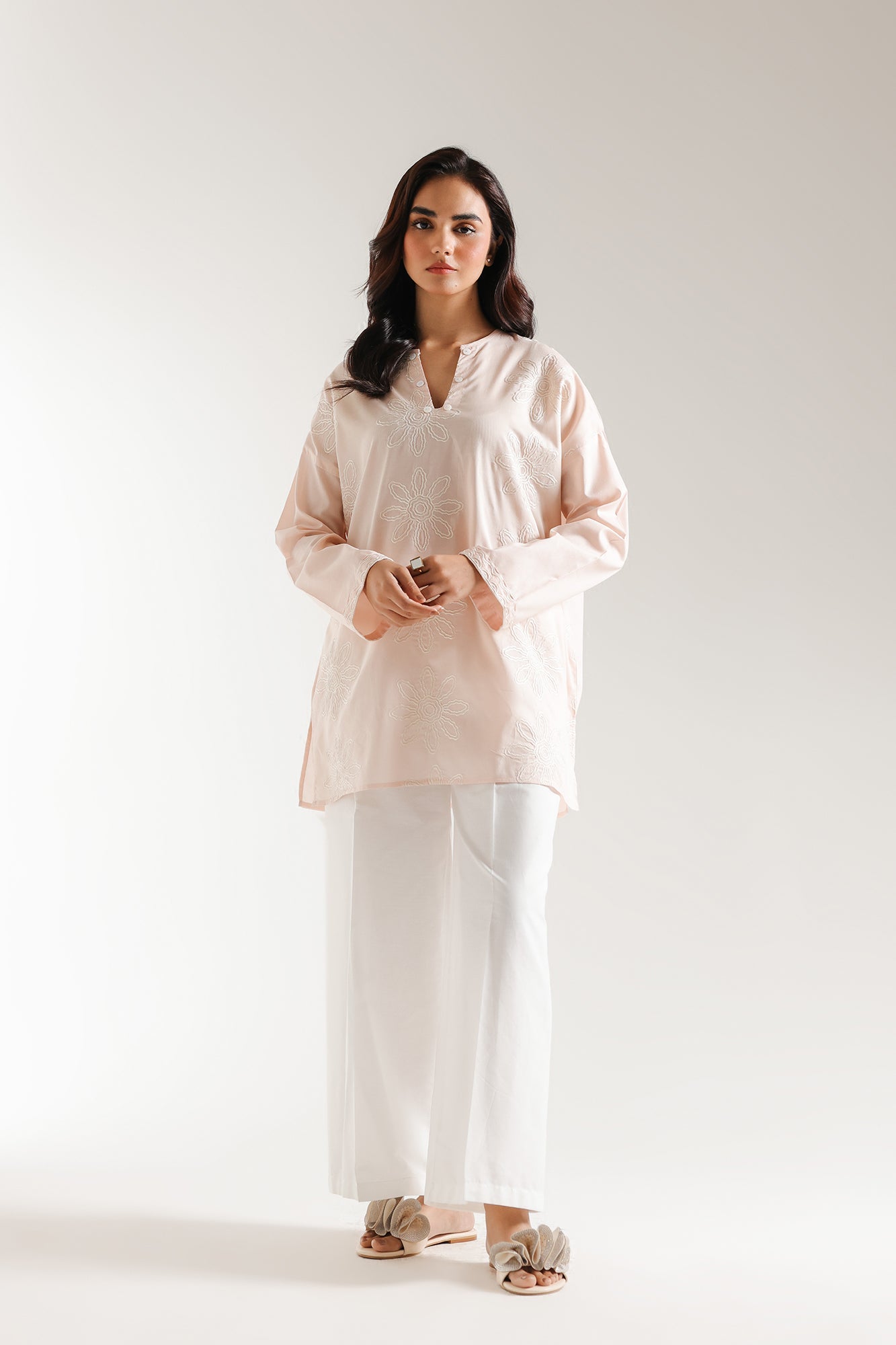 EMBROIDERED SHIRT (E5870/102/316)