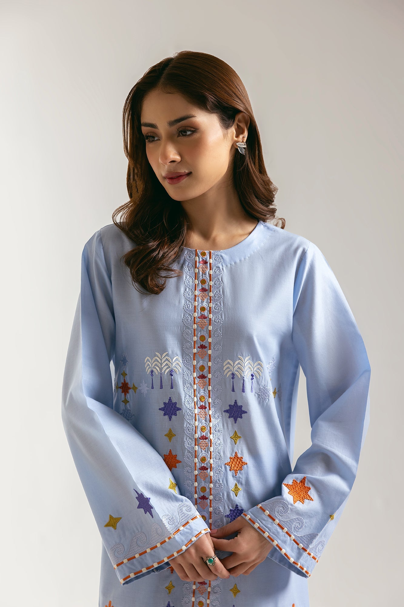 EMBROIDERED SUIT (E102/635/6103)