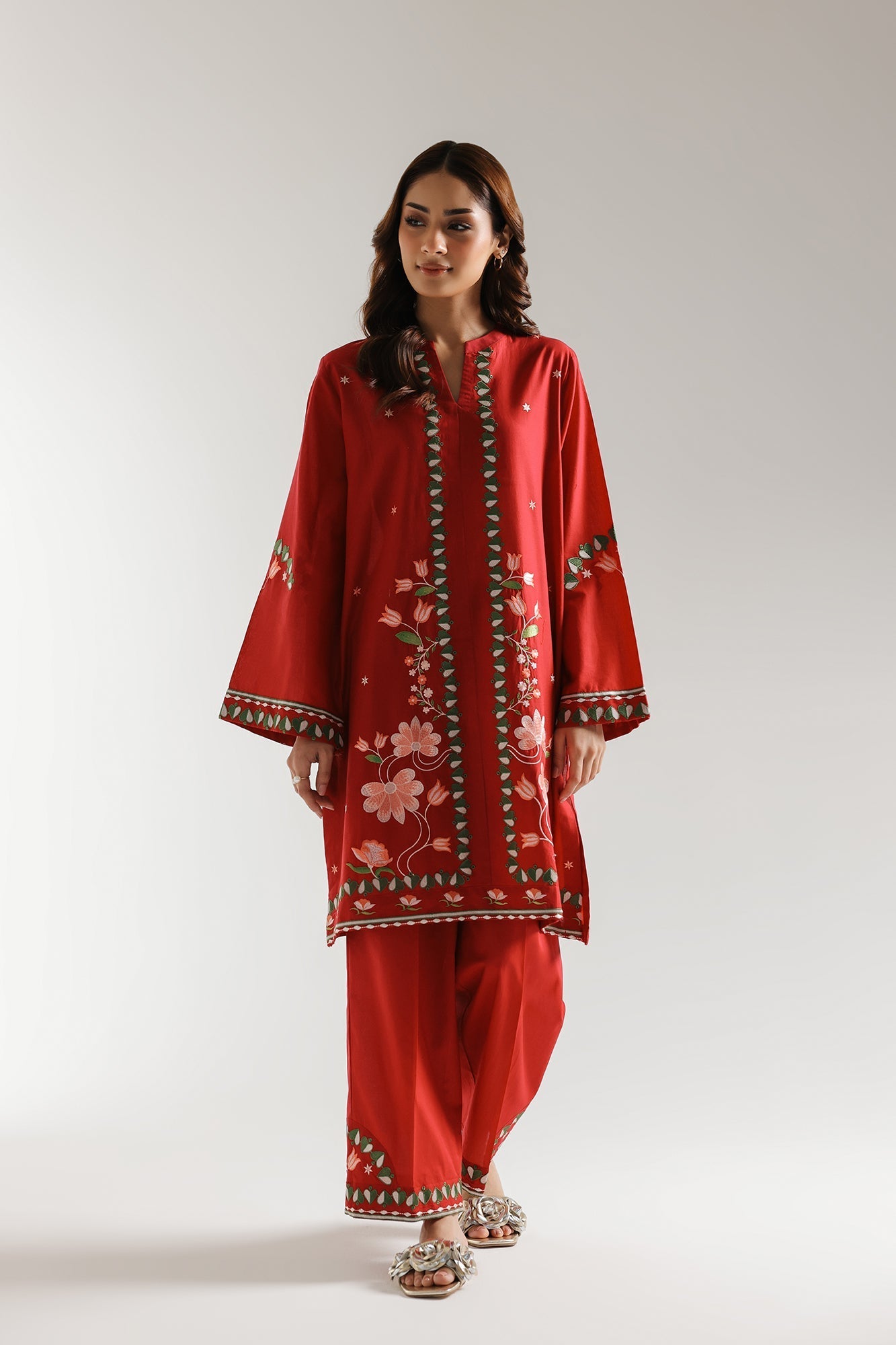 EMBROIDERED SUIT (E102/416/6150)