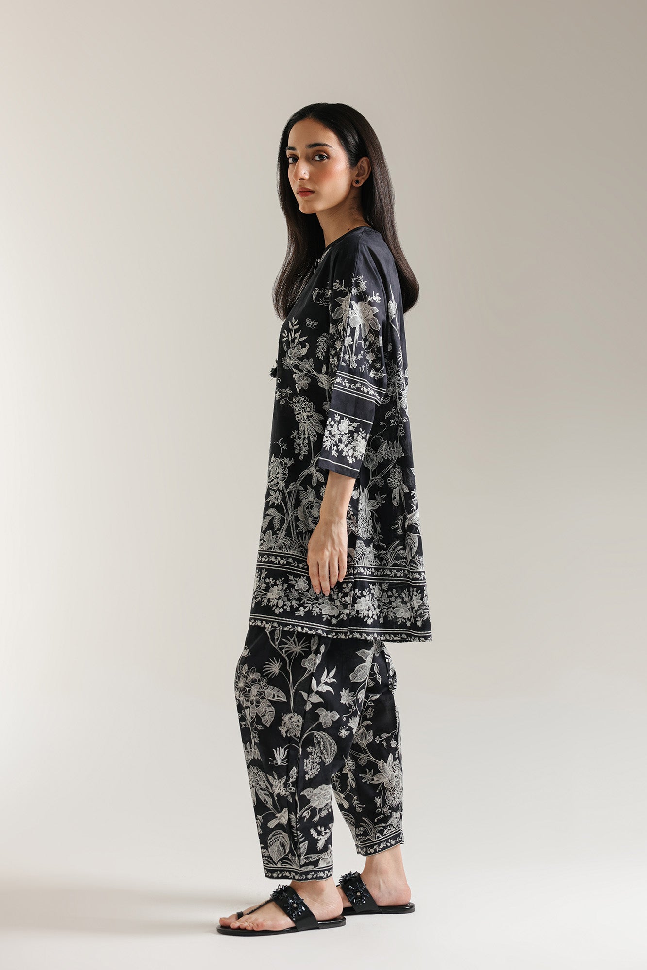 PRINTED SUIT (E6169/102/902)