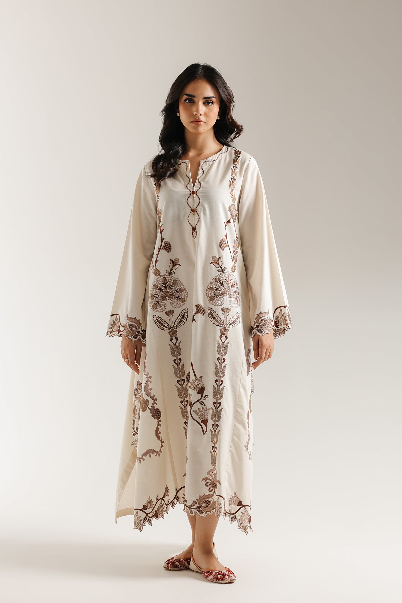 EMBROIDERED DRESS (E6942/102/002)