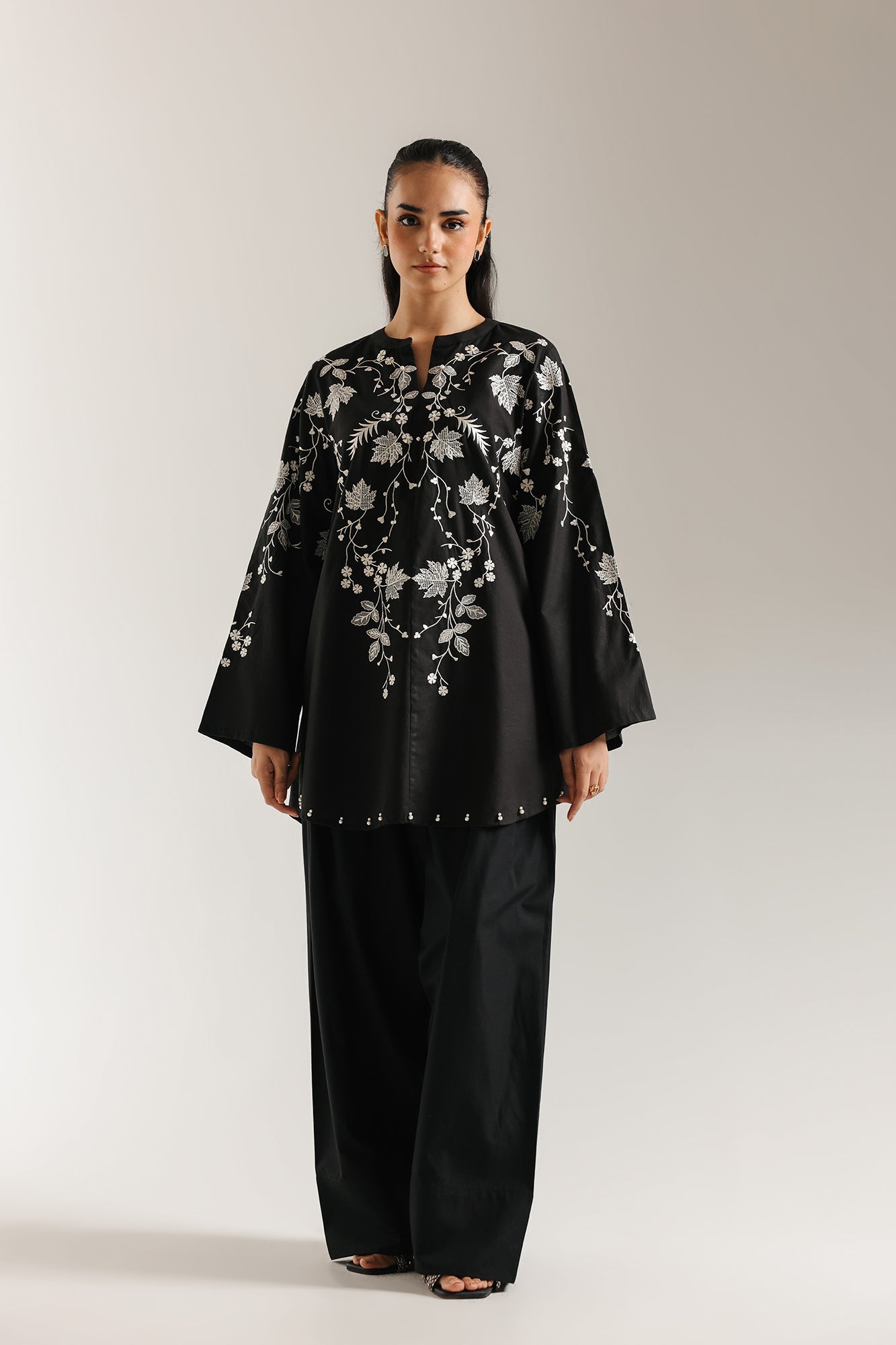 EMBROIDERED SHIRT (E6968/102/901)