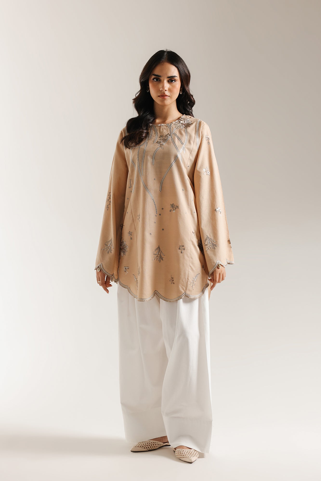 EMBROIDERED SHIRT (E6994/102/808)