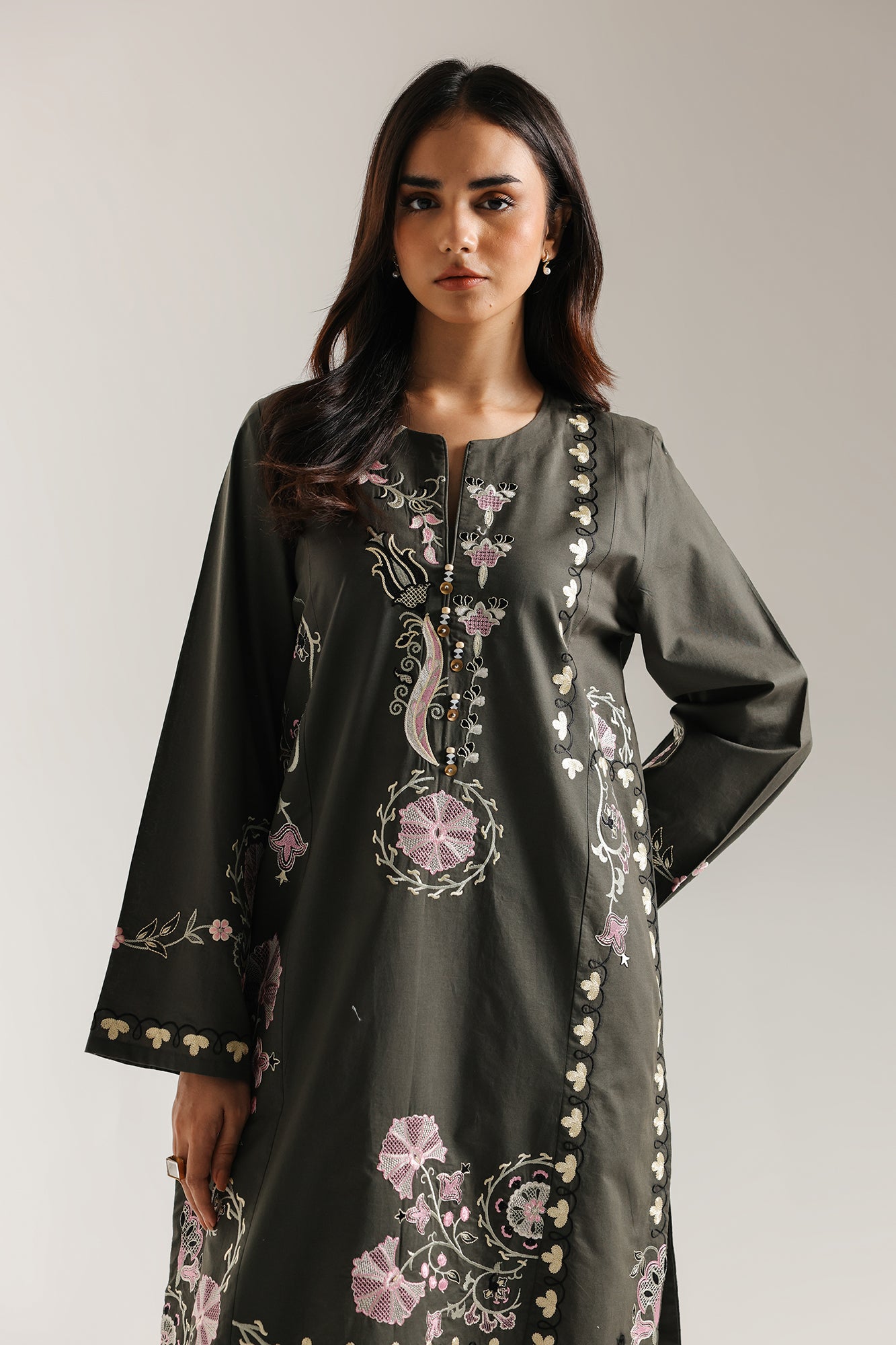 EMBROIDERED SHIRT (E7015/102/116)