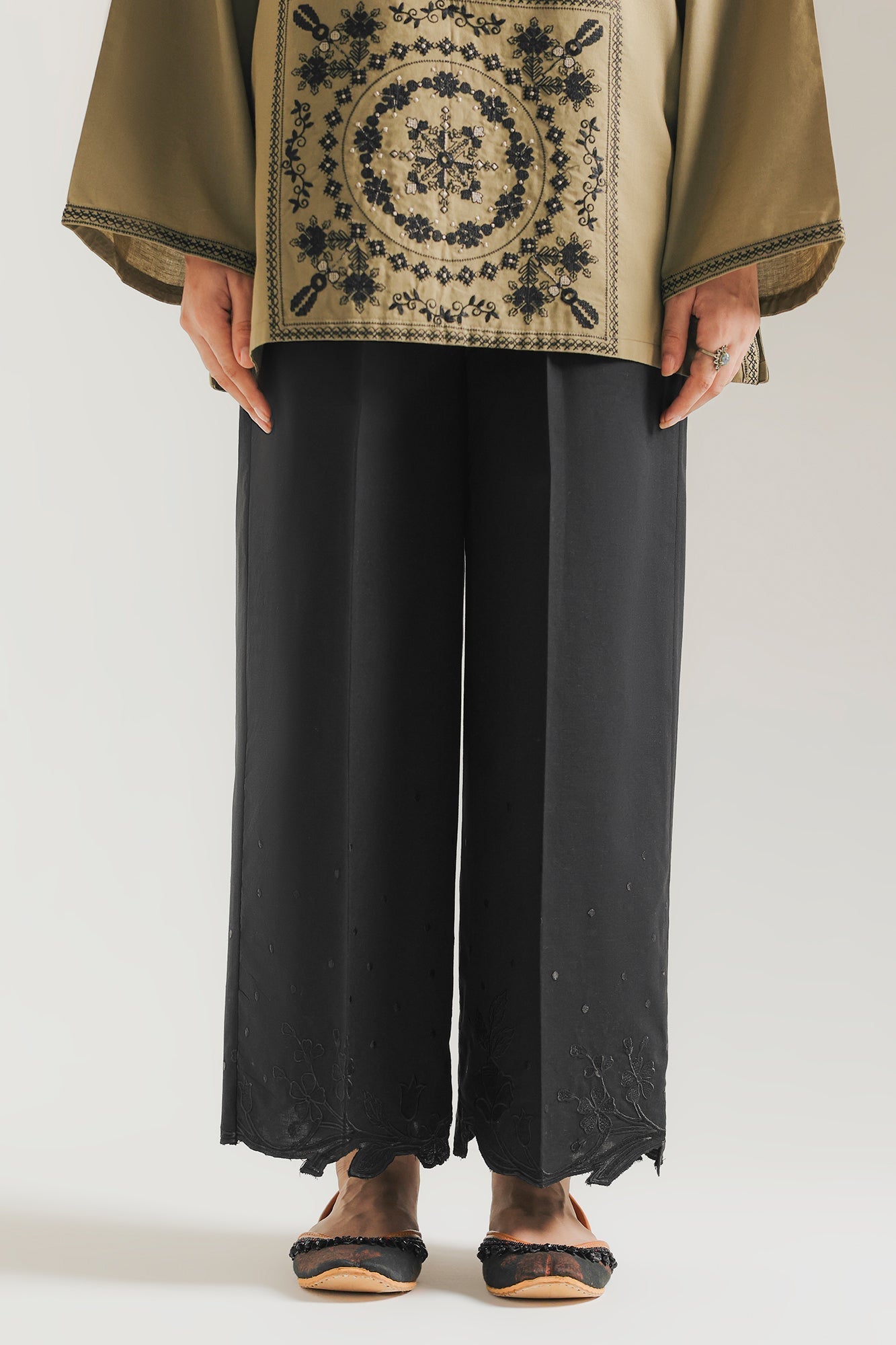 TROUSER (E7054/102/902)