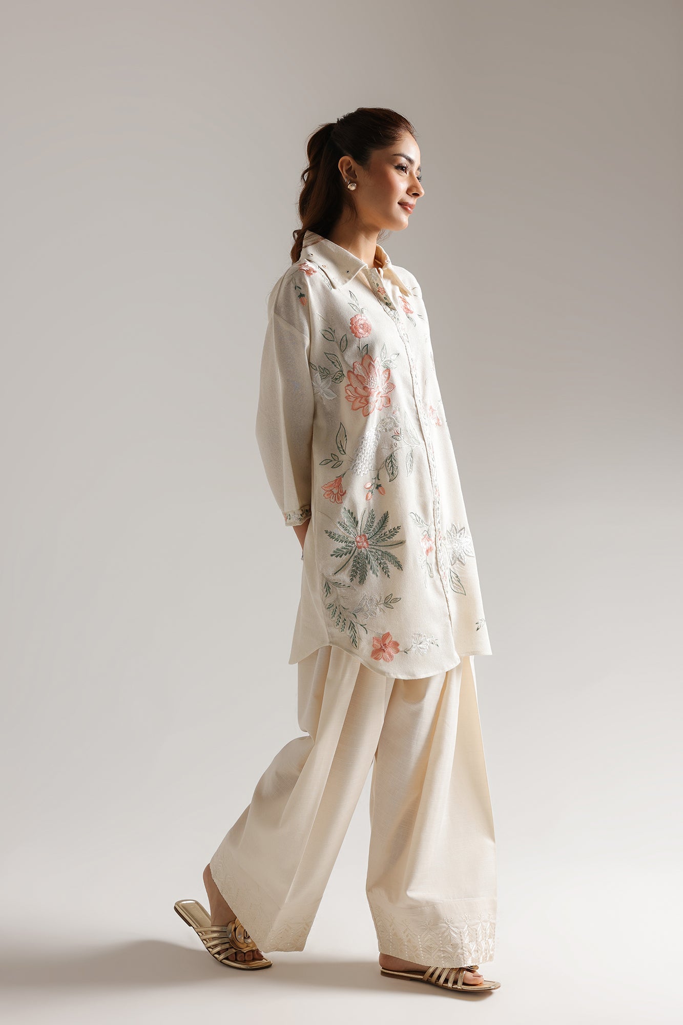 EMBROIDERED SHIRT (E7211/102/002)