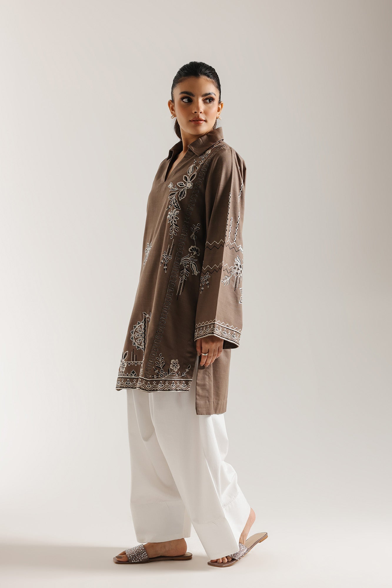 EMBROIDERED SHIRT (E7220/102/128)