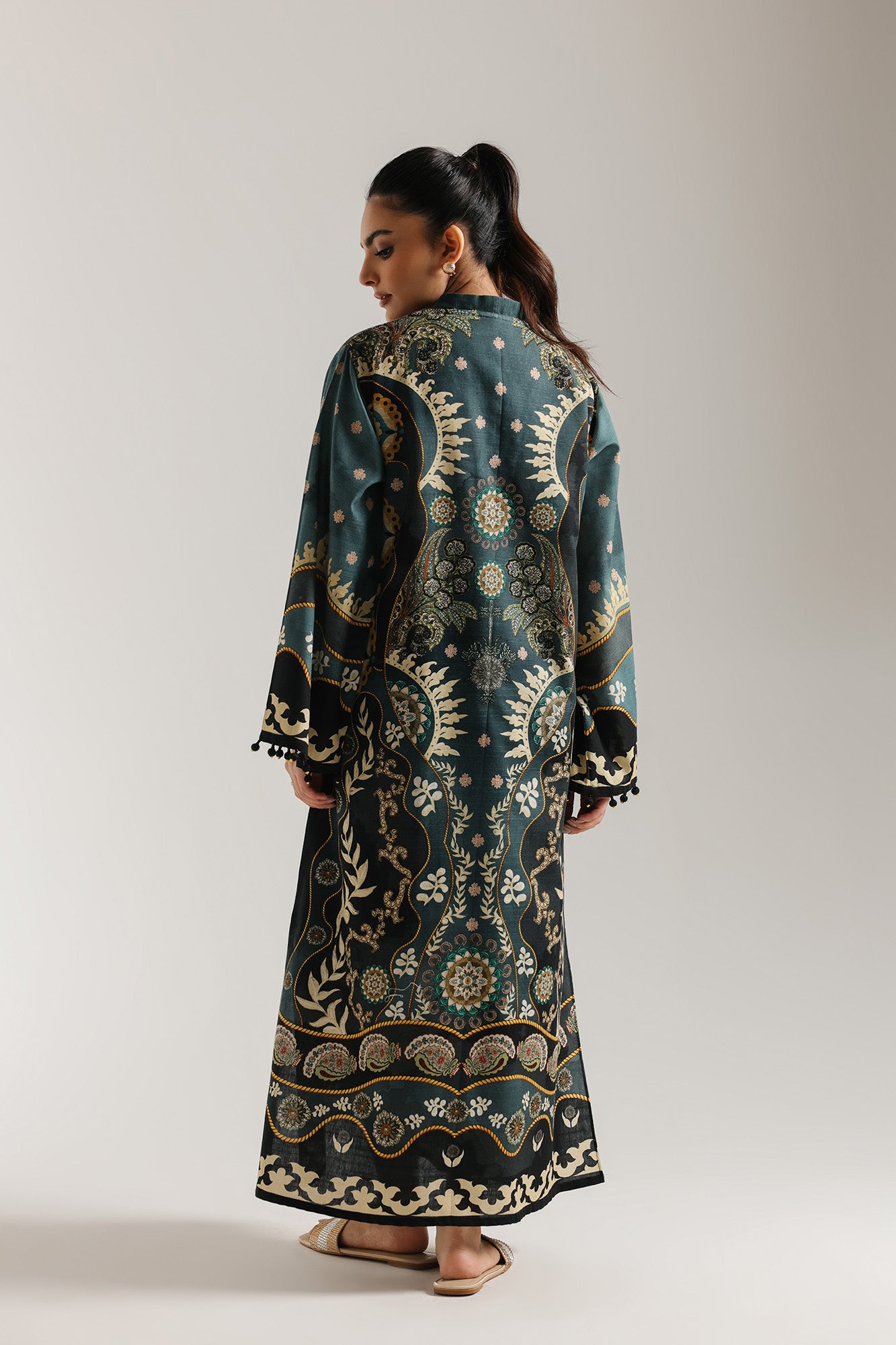 EMBROIDERED SHIRT (E7230/102/711)