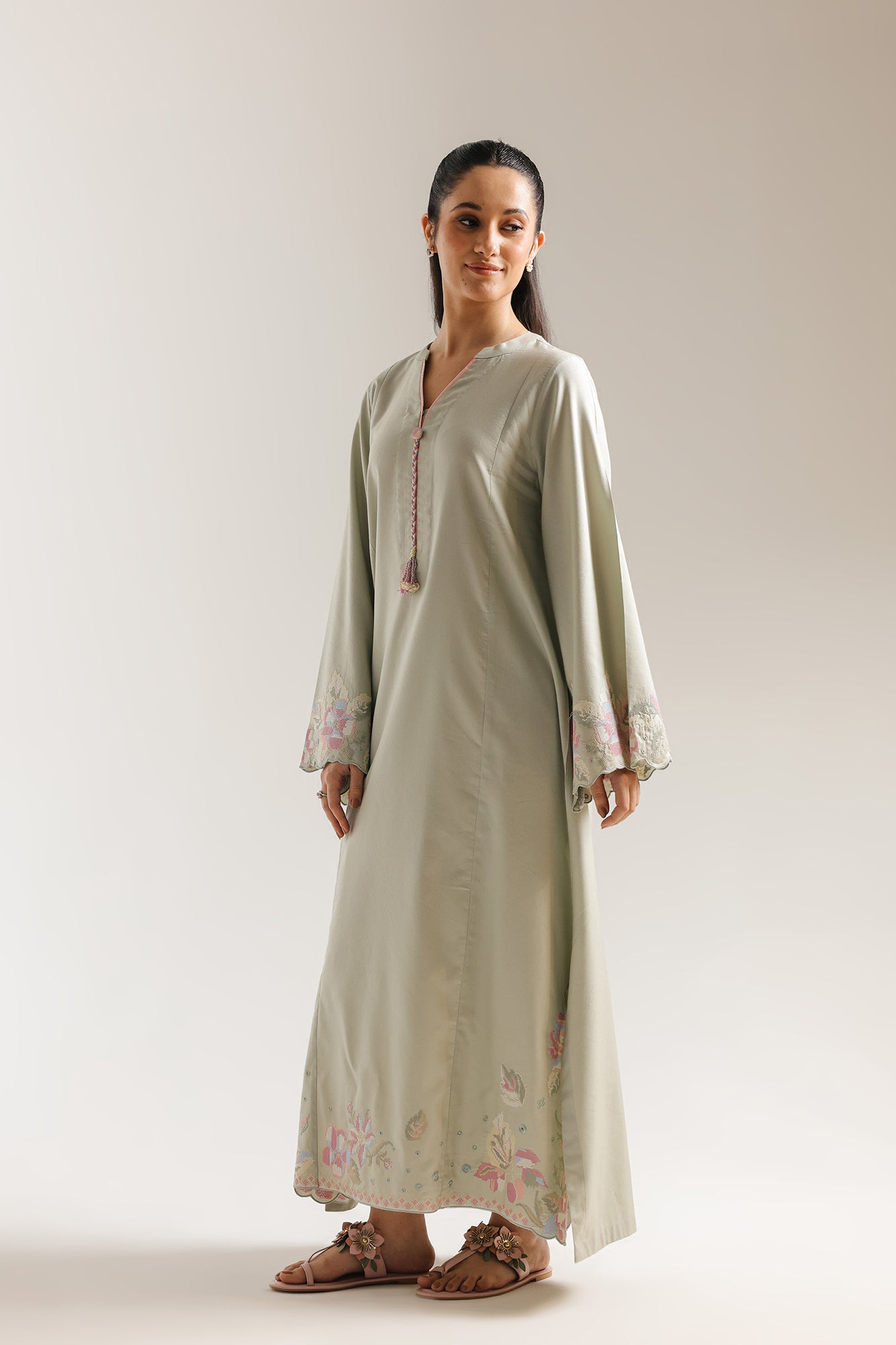 EMBROIDERED DRESS (E7523/102/130)