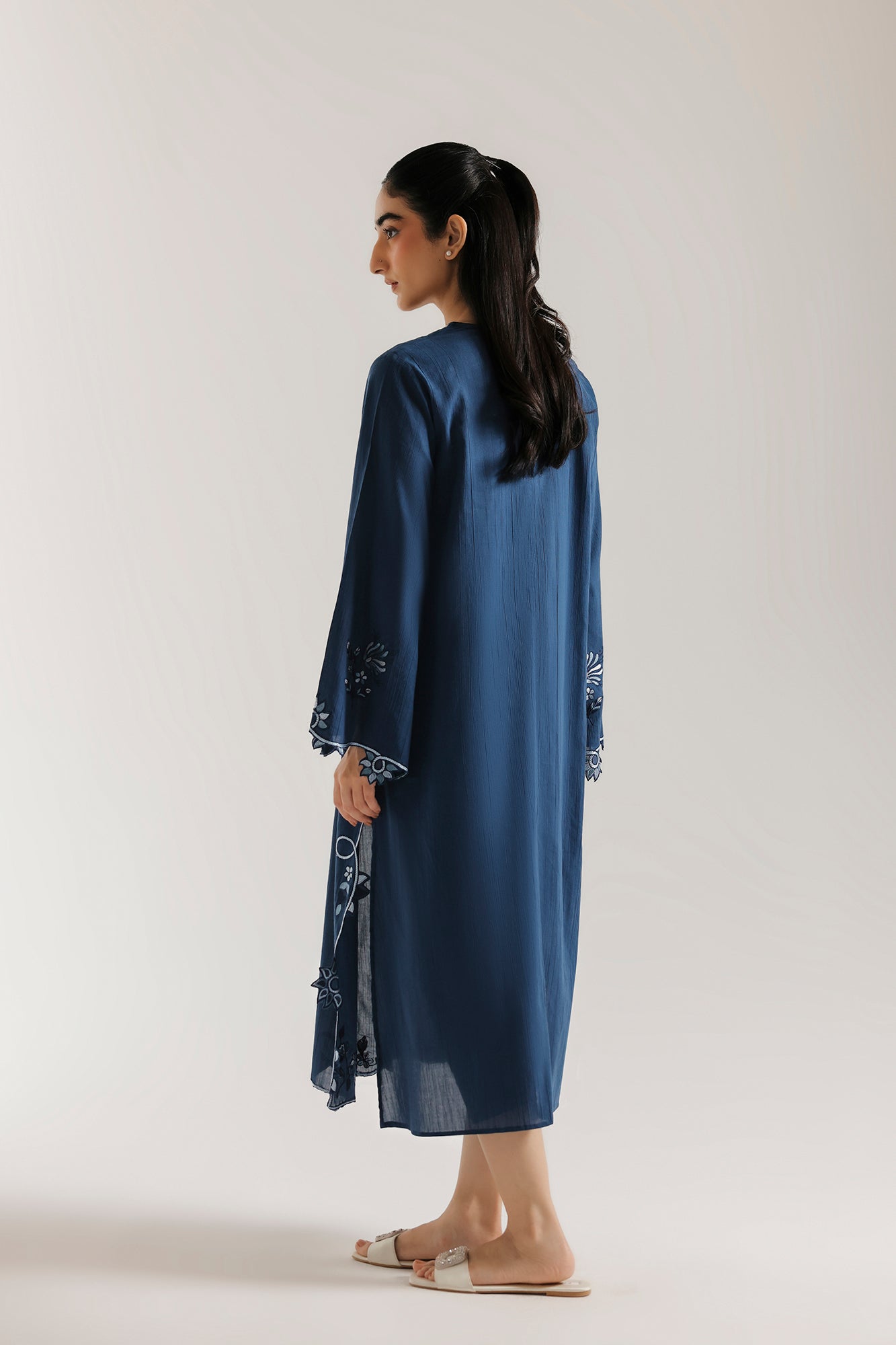 EMBROIDERED SHIRT (E7535/102/602)