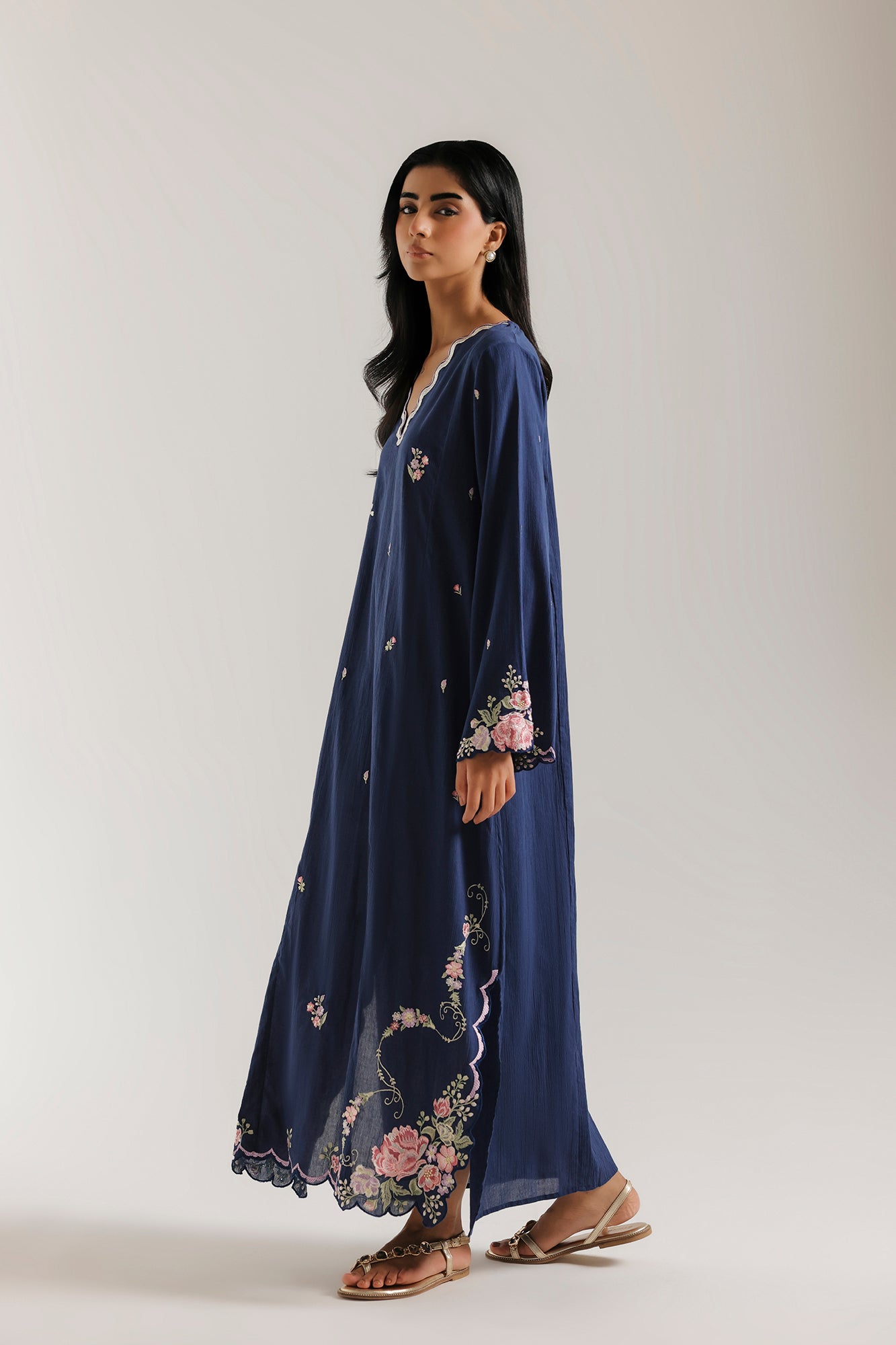 EMBROIDERED DRESS (E7539/102/619)