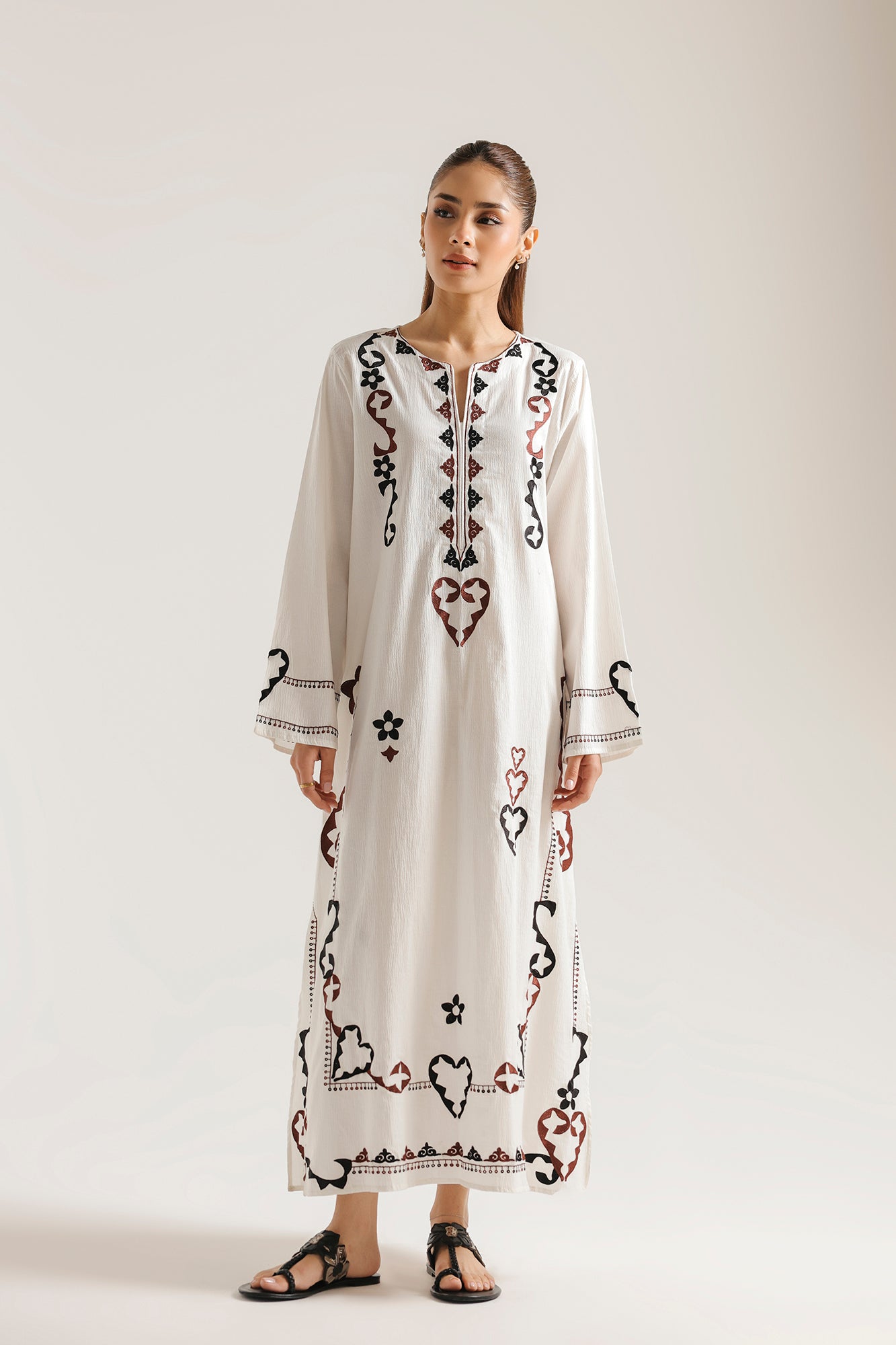 EMBROIDERED SHIRT (E7551/102/001)