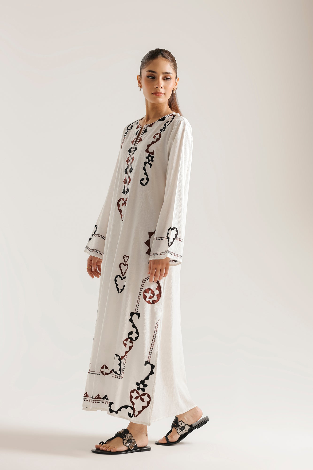 EMBROIDERED SHIRT (E7551/102/001)