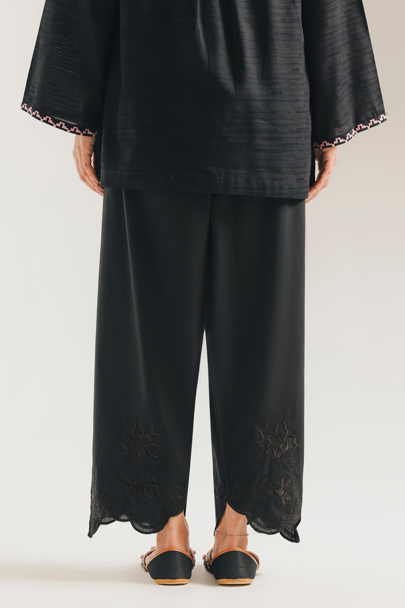 SHALWAR (E7649/102/902)