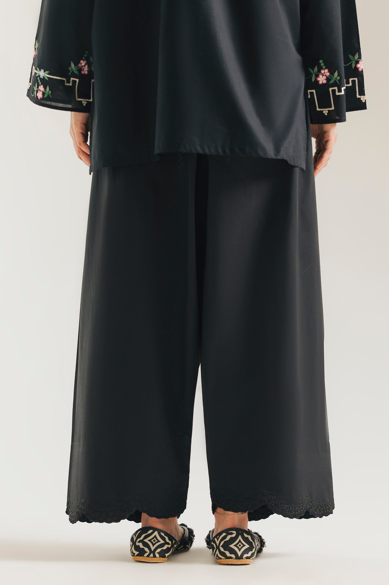 SHALWAR (E7656/102/902)