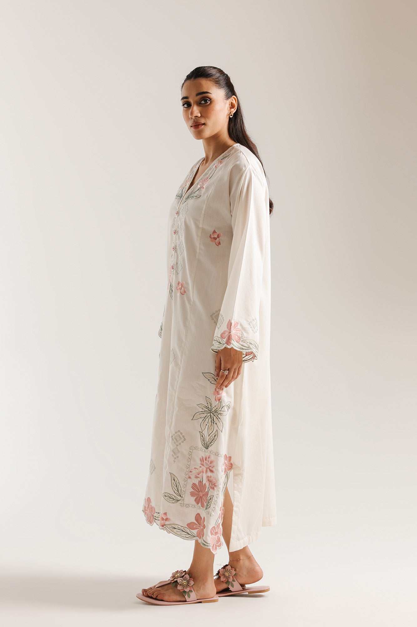 EMBROIDERED DRESS (E7680/102/002)