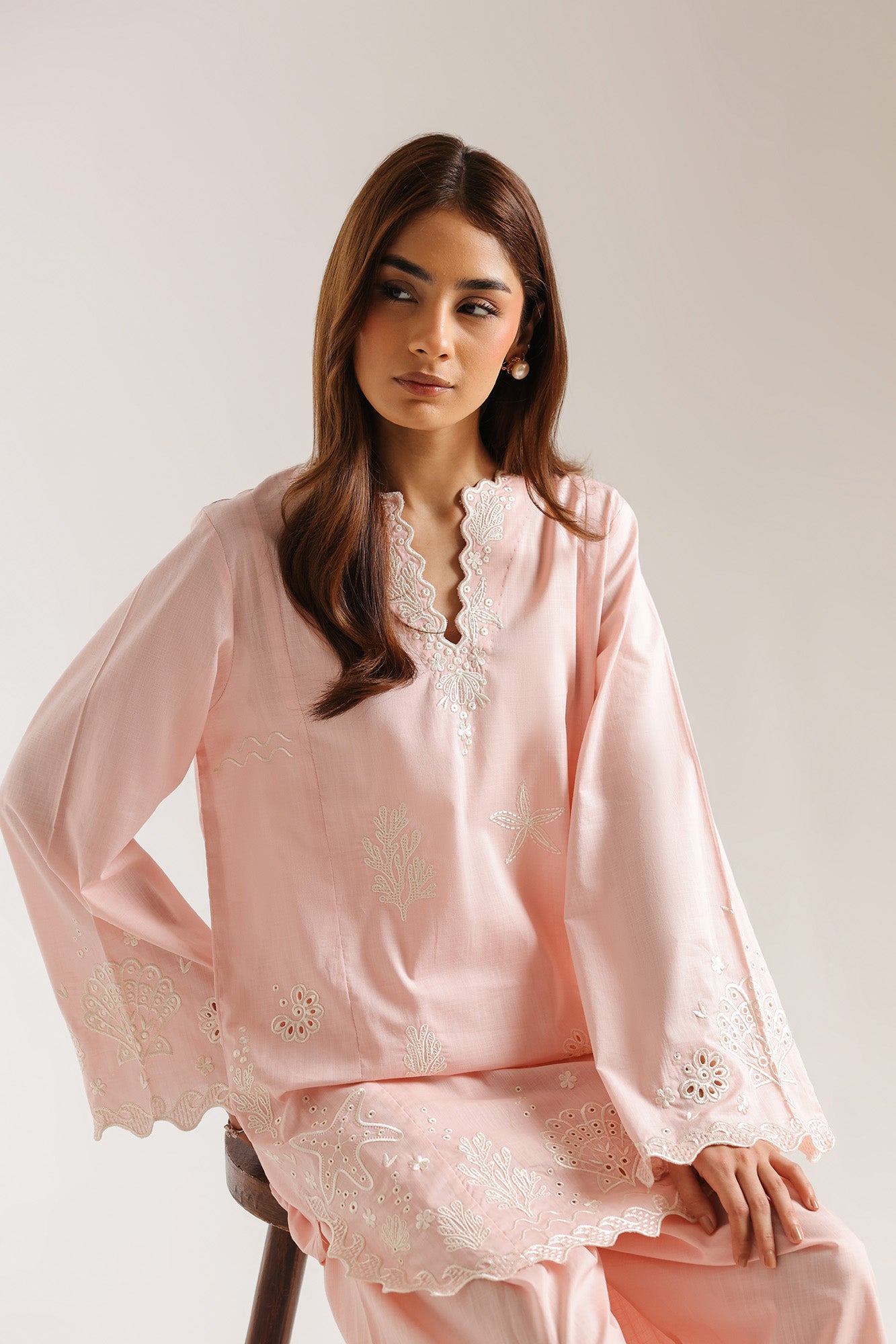 EMBROIDERED SUIT (E7708/102/329)