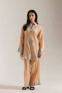 EMBROIDERED SUIT (E7772/102/007)