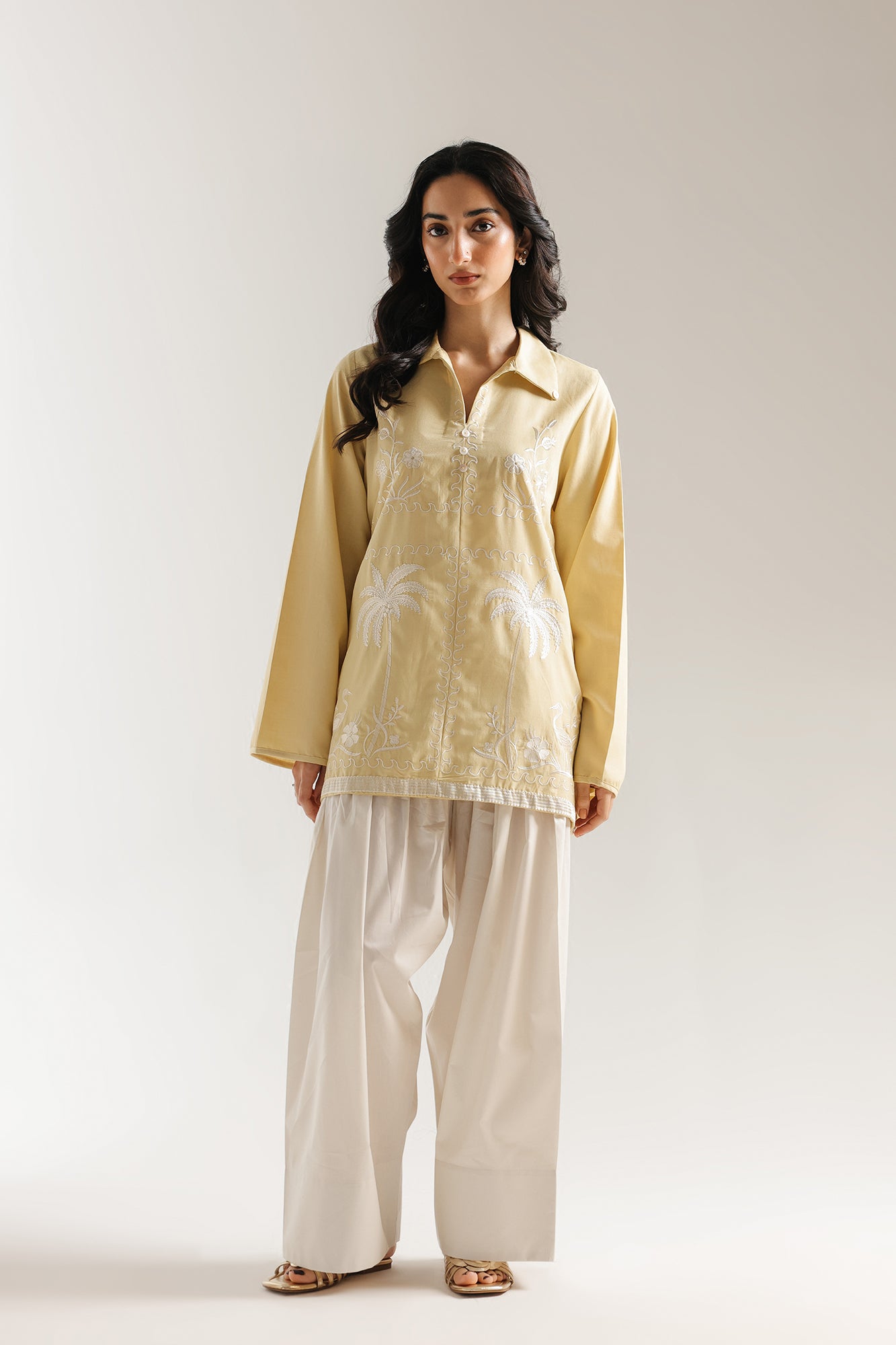 EMBROIDERED KURTI (E7906/102/004)
