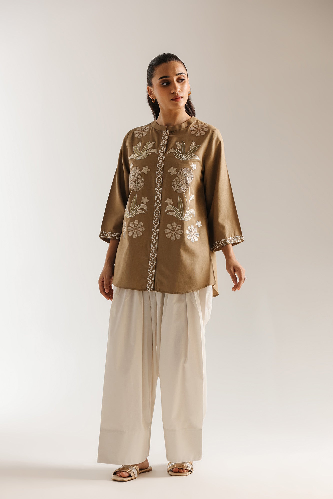 EMBROIDERED KURTI (E7908/102/802)