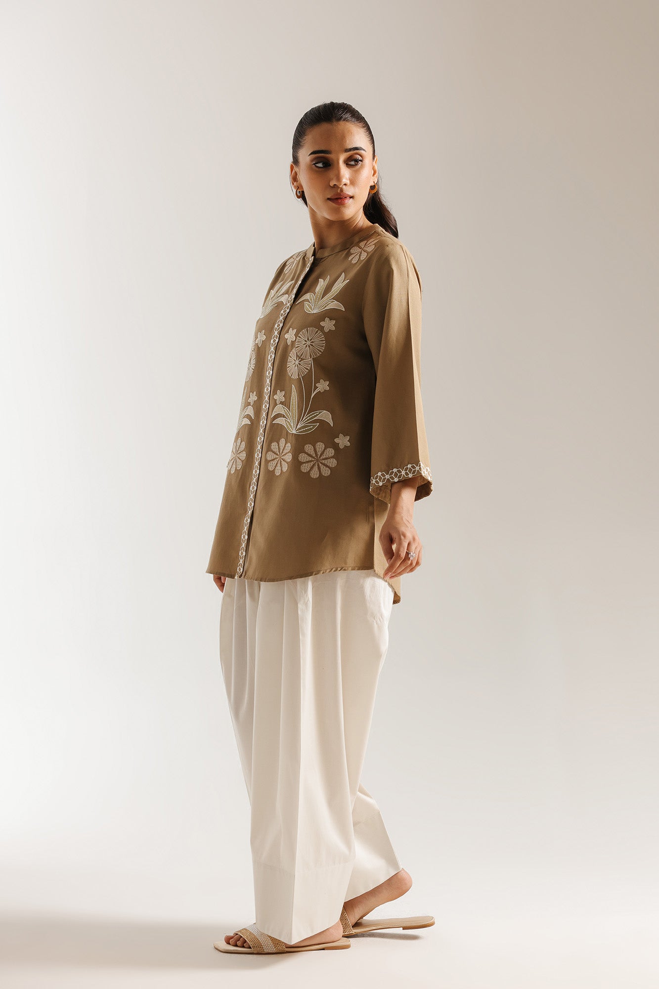 EMBROIDERED KURTI (E7908/102/802)