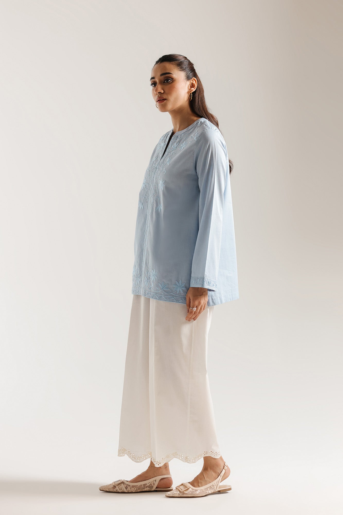 EMBROIDERED KURTI (E7930/102/635)