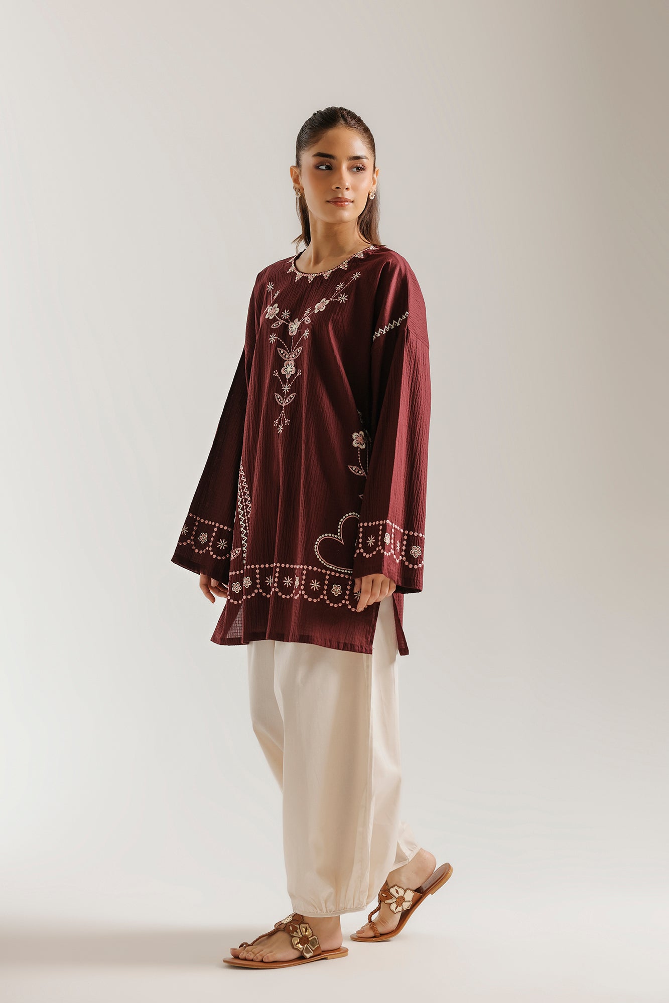 EMBROIDERED KURTI (E7984/102/403)