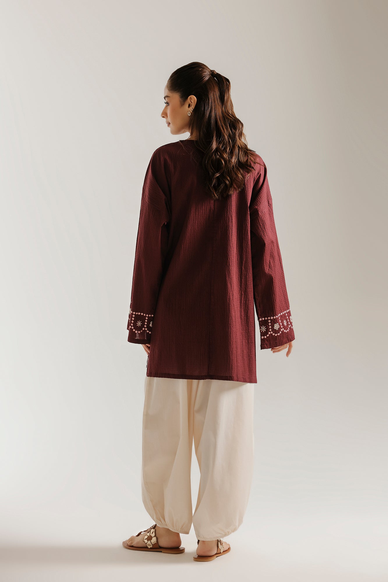 EMBROIDERED KURTI (E7984/102/403)