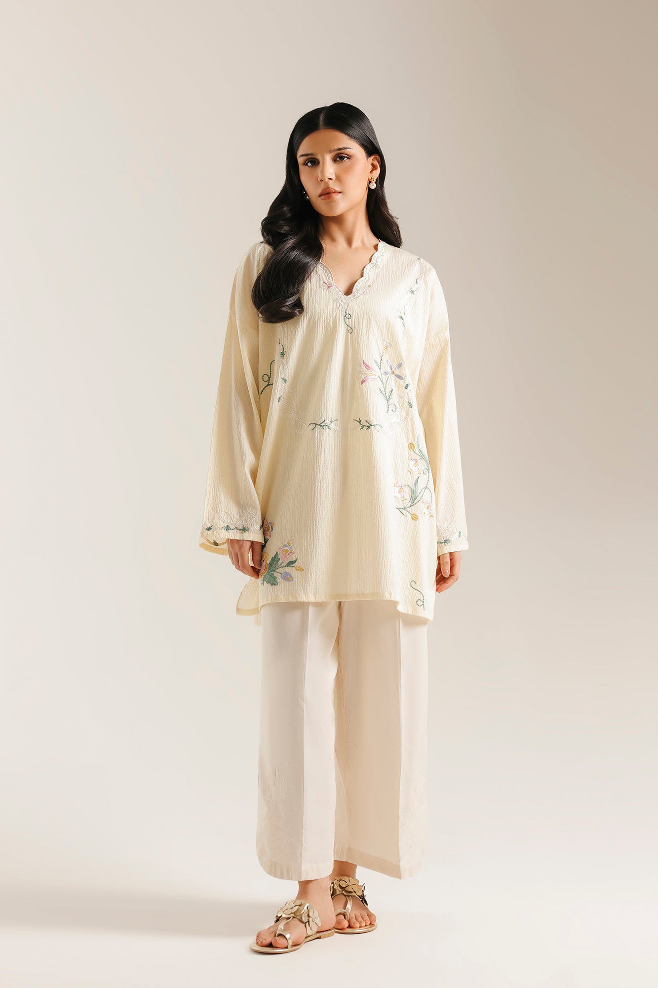 EMBROIDERED KURTI (E7985/102/115)