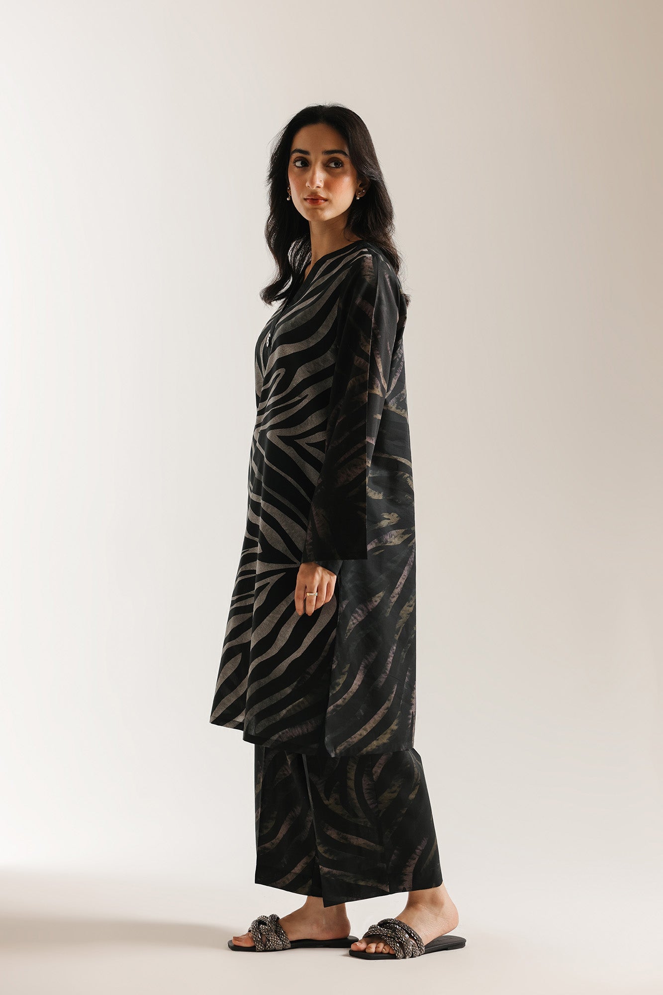 PRINTED SUIT (E8033/102/901)