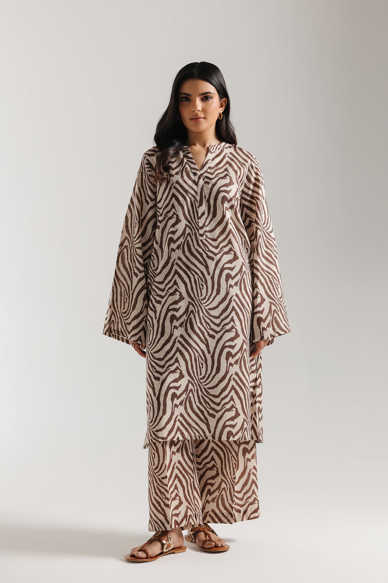 PRINTED SUIT (E8088/102/007)