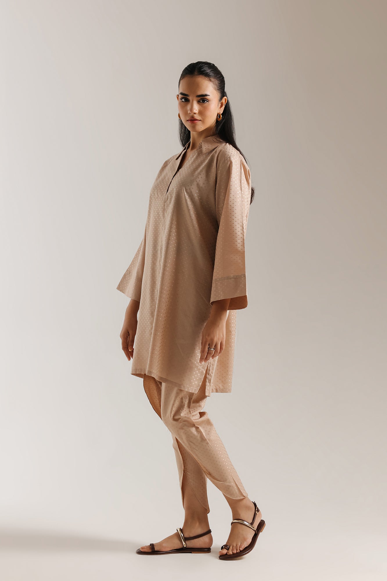 SOLID SUIT (E8119/102/007)