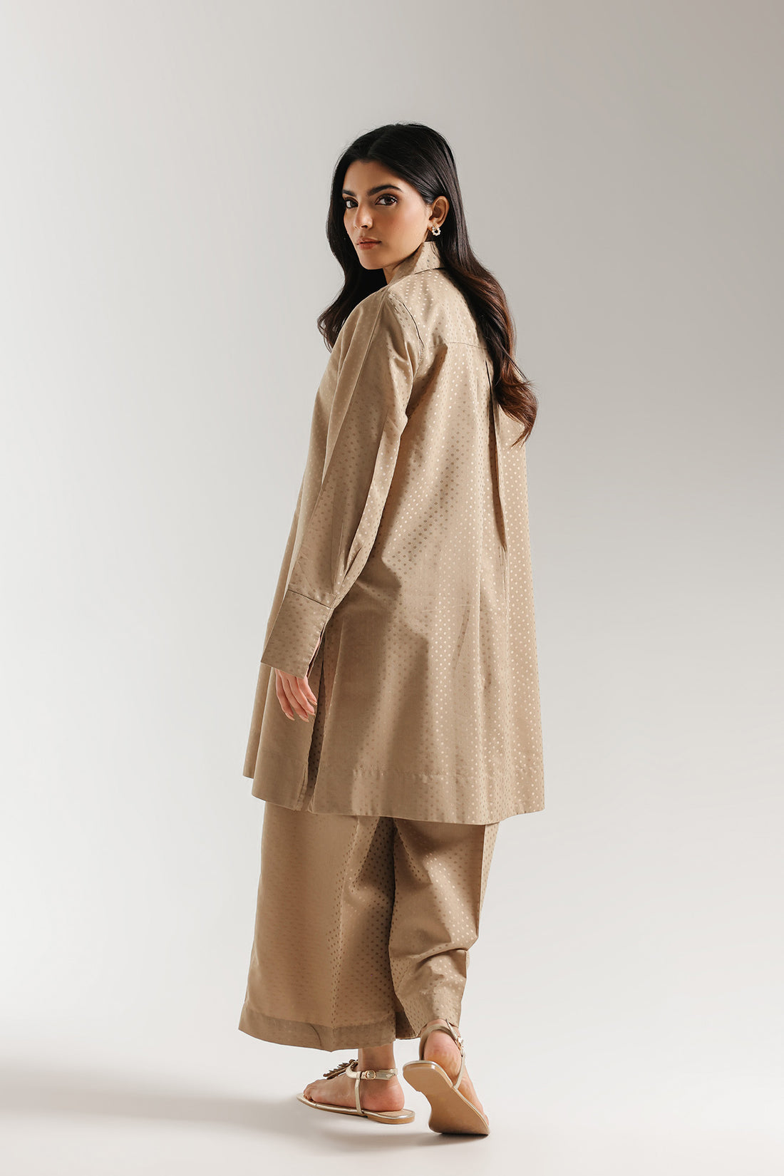 SOLID SUIT (E8121/102/007)