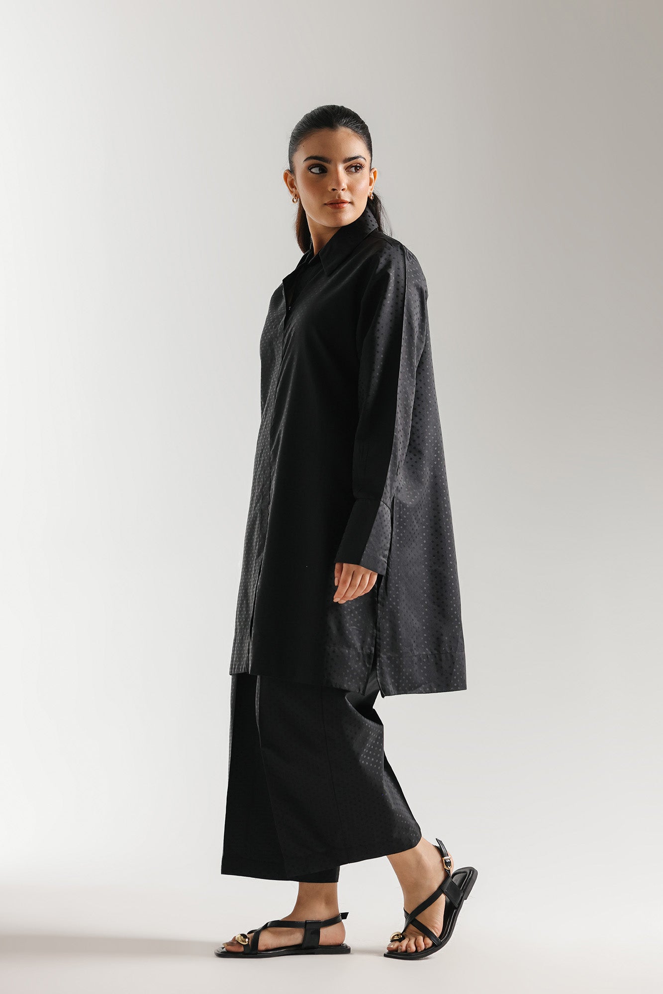 SOLID SUIT (E8121/102/902)